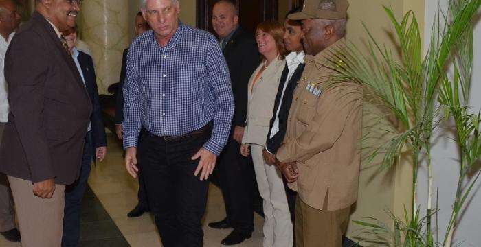 Intercambia el Presidente cubano Díaz–Canel Bermúdez con Jueces y demás trabajadores del Tribunal Supremo Popular-3 Intercambia el Presidente cubano Díaz–Canel Bermúdez con Jueces y demás trabajadores del Tribunal Supremo Popular-3