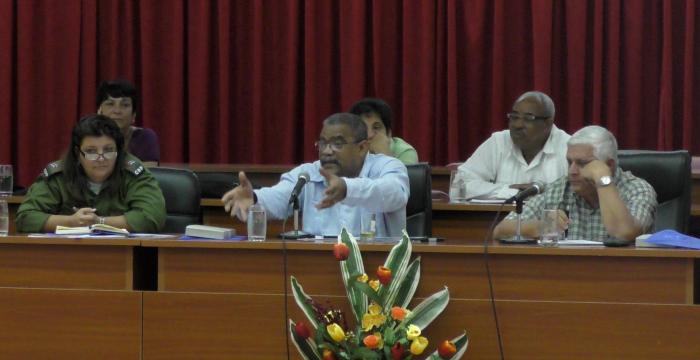 Intercambios fructíferos con los representantes del pueblo-2 Intercambios fructíferos con los representantes del pueblo-2