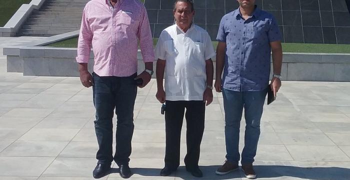 Presidente del Tribunal Supremo Popular de Cuba rindió homenaje a los mártires namibios en el Acre de los Héroes Presidente del Tribunal Supremo Popular de Cuba rindió homenaje a los mártires namibios en el Acre de los Héroes