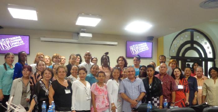 Un curso de valor incalculable-3 Un curso de valor incalculable-3