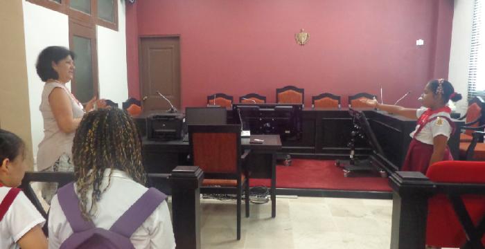 Niños y adolescentes toman la palabra en el Tribunal Supremo Popular-2 Niños y adolescentes toman la palabra en el Tribunal Supremo Popular-2
