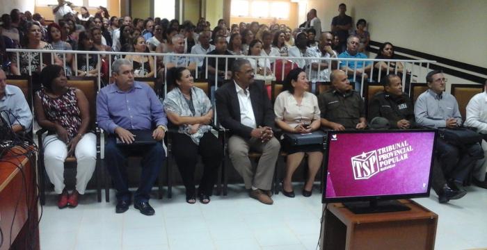Tribunales cubanos continúan el análisis de sus resultados de trabajo-1 Tribunales cubanos continúan el análisis de sus resultados de trabajo-1