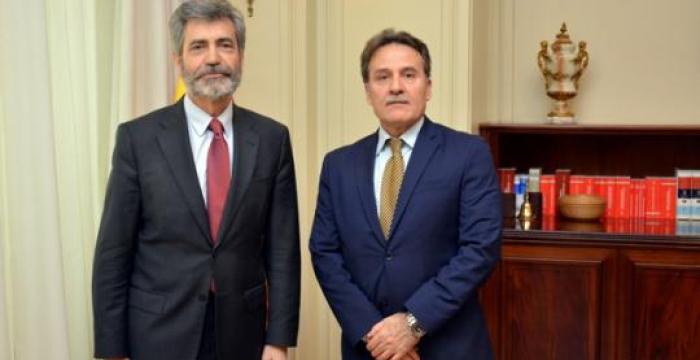 Presidente del Tribunal Supremo de España recibe al Embajador de Cuba Presidente del Tribunal Supremo de España recibe al Embajador de Cuba