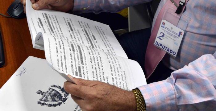Llevar la Constitución al día a día Llevar la Constitución al día a día