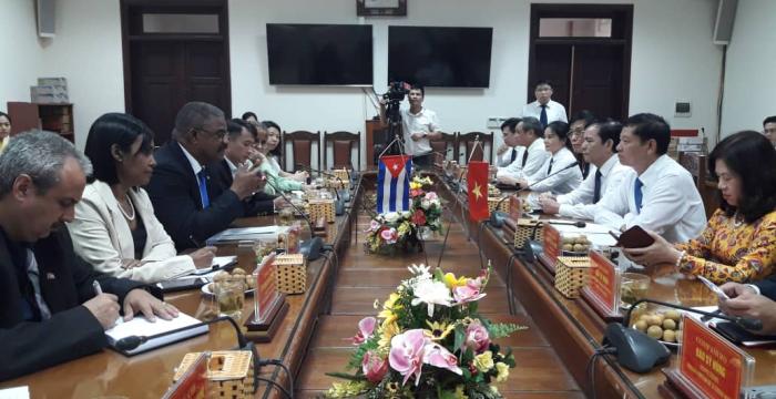Vietnam y Cuba: compartir experiencias en el ámbito judicial-3 Vietnam y Cuba: compartir experiencias en el ámbito judicial-3