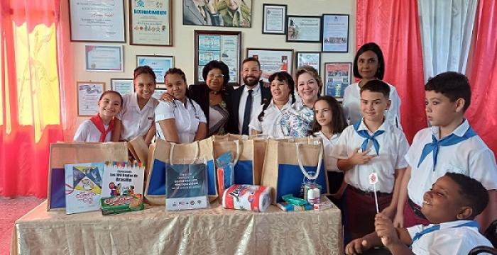 Visita a escuela Solidaridad con Panamá Visita a escuela Solidaridad con Panamá