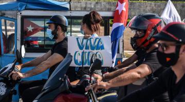 Caravana contra el Bloqueo, en Villa Clara Foto: Ariel Cecilio Lemus