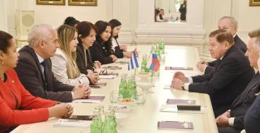 Presidente del Tribunal Supremo de Rusia intercambia con jueces cubanos-1