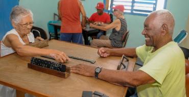 El Código de las Familias vigente ofrece una robusta protección a las personas adultas mayores, en pro de una vida familiar digna.
