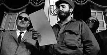 El 16 de febrero de 1959 Fidel asume la responsabilidad de Primer Ministro del Gobierno Revolucionario.