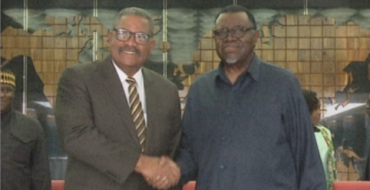 Hage Geingob, presidente de la República de Namibia recibió esta mañana a Rubén Remigio Ferro, presidente del Tribunal Supremo Popular de la República de Cuba