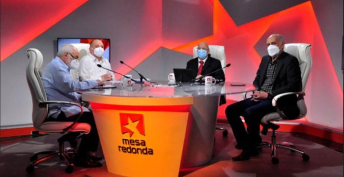Sobre la importancia y objetivos del naciente Instituto de Información y Comunicación Social como organismo de la Administración Central del Estado se conversó este miércoles en la Mesa Redonda. Foto: Roberto Garaicoa/ Cubadebate.