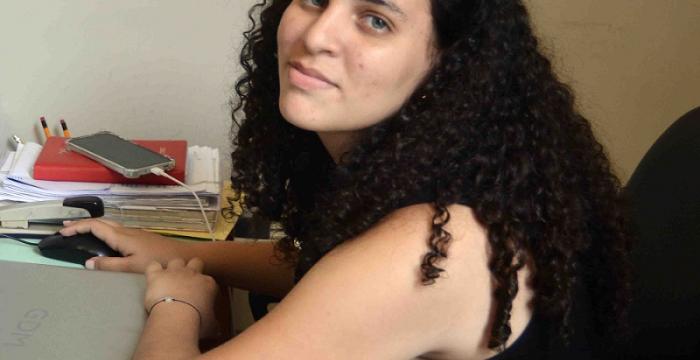 Joven: Rosalía López Avila Joven: Rosalía López Avila