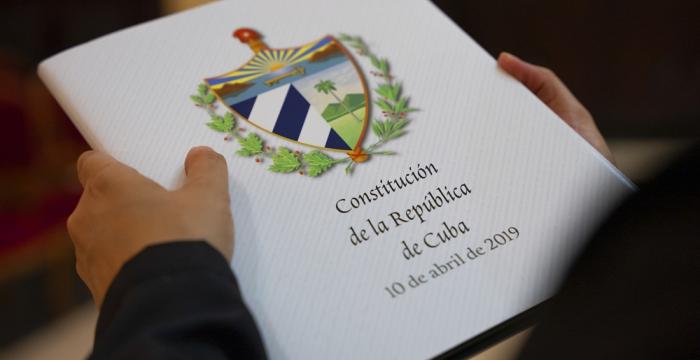 Constitución de la República de Cuba Constitución de la República de Cuba