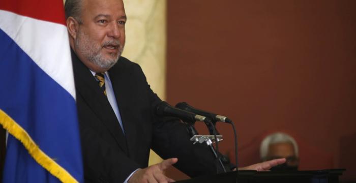 Manuel Marrero Cruz, primer ministro de la República de Cuba Manuel Marrero Cruz, primer ministro de la República de Cuba