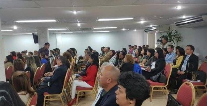 presidente de Cuba asiste a Reunión Nacional del Sistema de Tribunales-2 Presidente de Cuba asiste a Reunión Nacional del Sistema de Tribunales-2