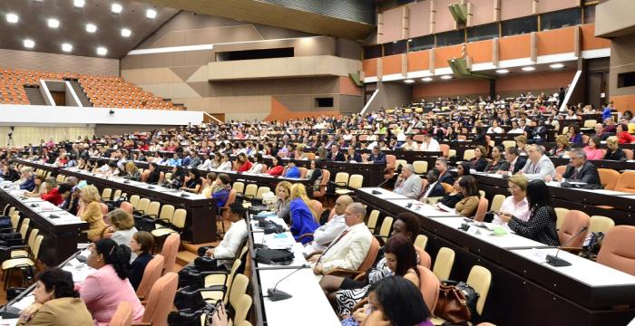 Continúan las sesiones de trabajo en el evento Justicia y Derecho Continúan las sesiones de trabajo en el evento Justicia y Derecho