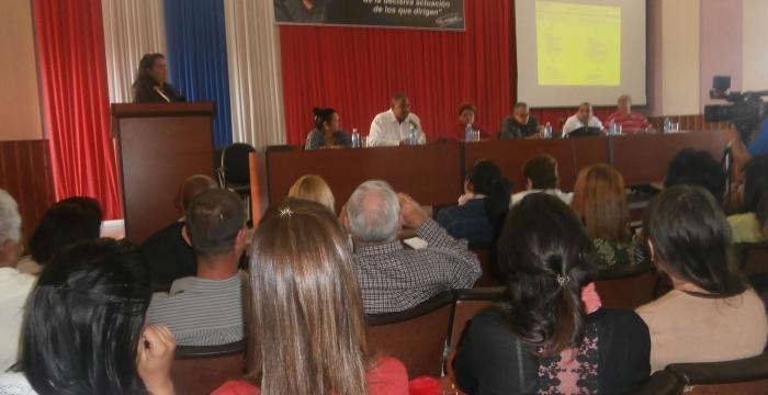 Diputados en Cienfuegos: prepararse para los tiempos actuales-1