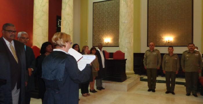 Toma de posesión de jueces de la Sala de lo Militar del Tribunal Supremo Popular-2 Toma de posesión de jueces de la Sala de lo Militar del Tribunal Supremo Popular-2