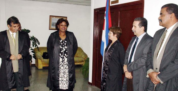 Triste noticia para los juristas cubanos-2